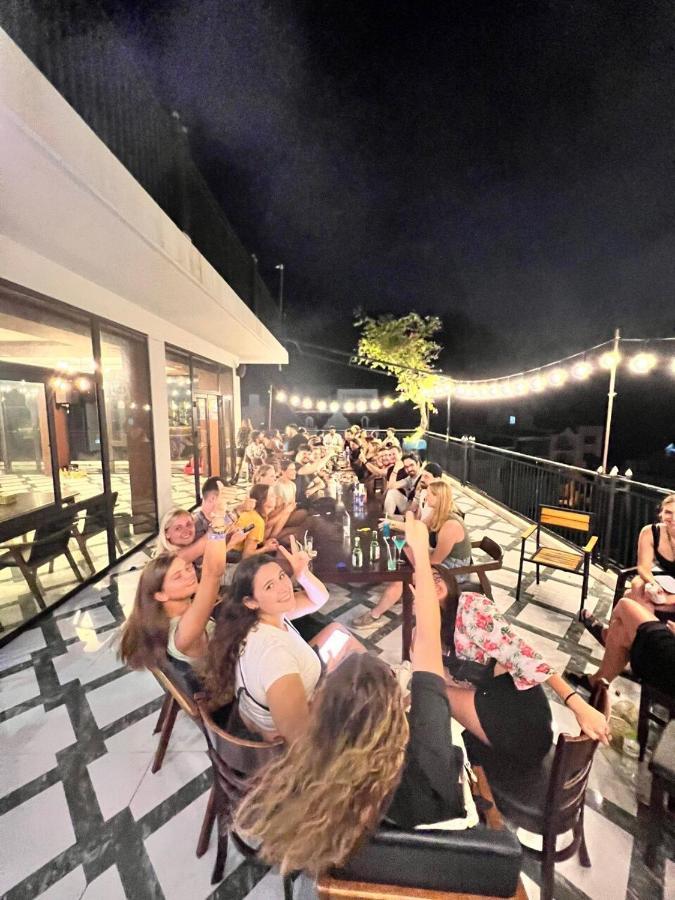 Cocoon Inn Cat Ba Dong Khe Sau Exteriör bild