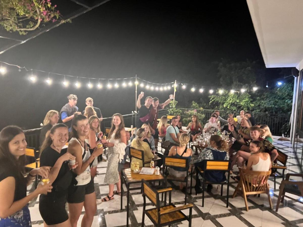 Cocoon Inn Cat Ba Dong Khe Sau Exteriör bild